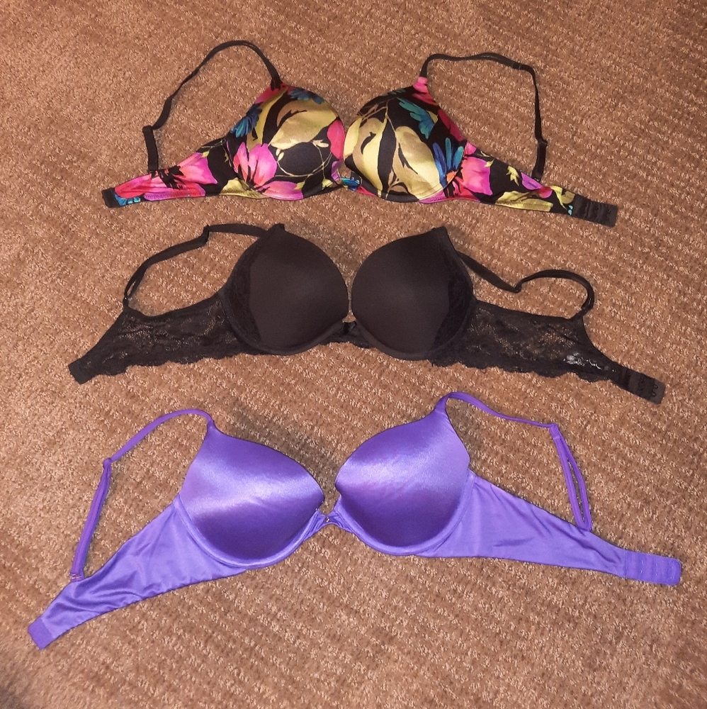 Victoria’s Secret Lot of Bra’s. multi-color, Purple & black 3 bras Size 34C